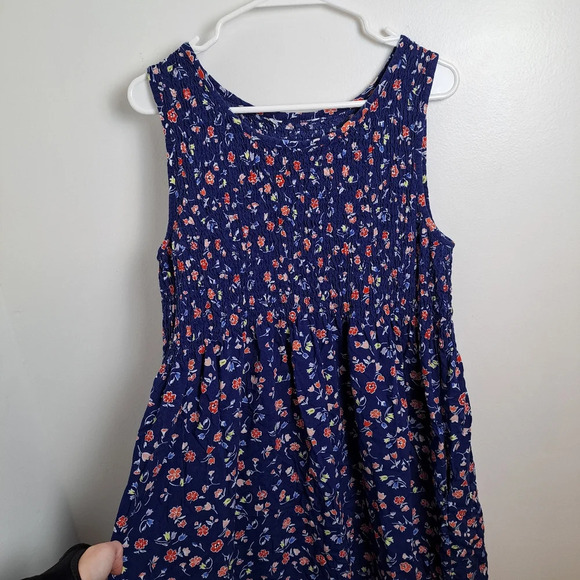 Unbranded Dark Blue Floral Smocked Girly Sleeveless Midi Dress Size Small - Picture 2 of 6